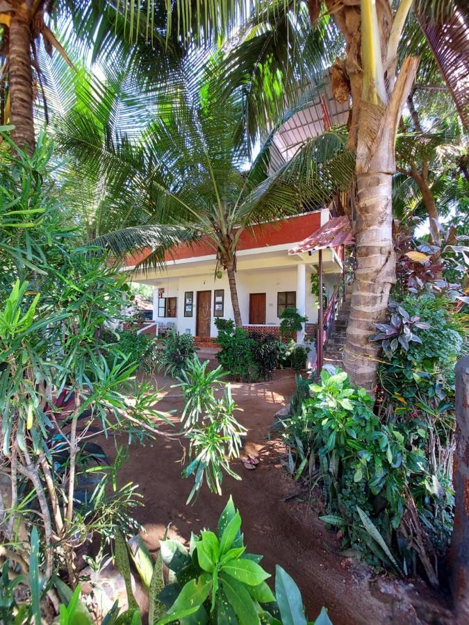 Cocopelli Guest House Gokarna  Bagian luar foto