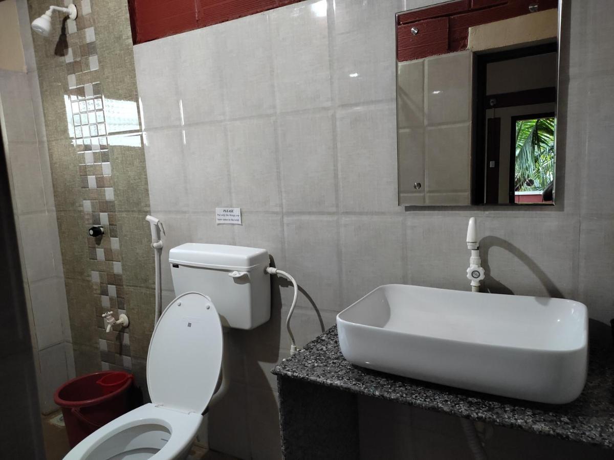Cocopelli Guest House Gokarna  Bagian luar foto