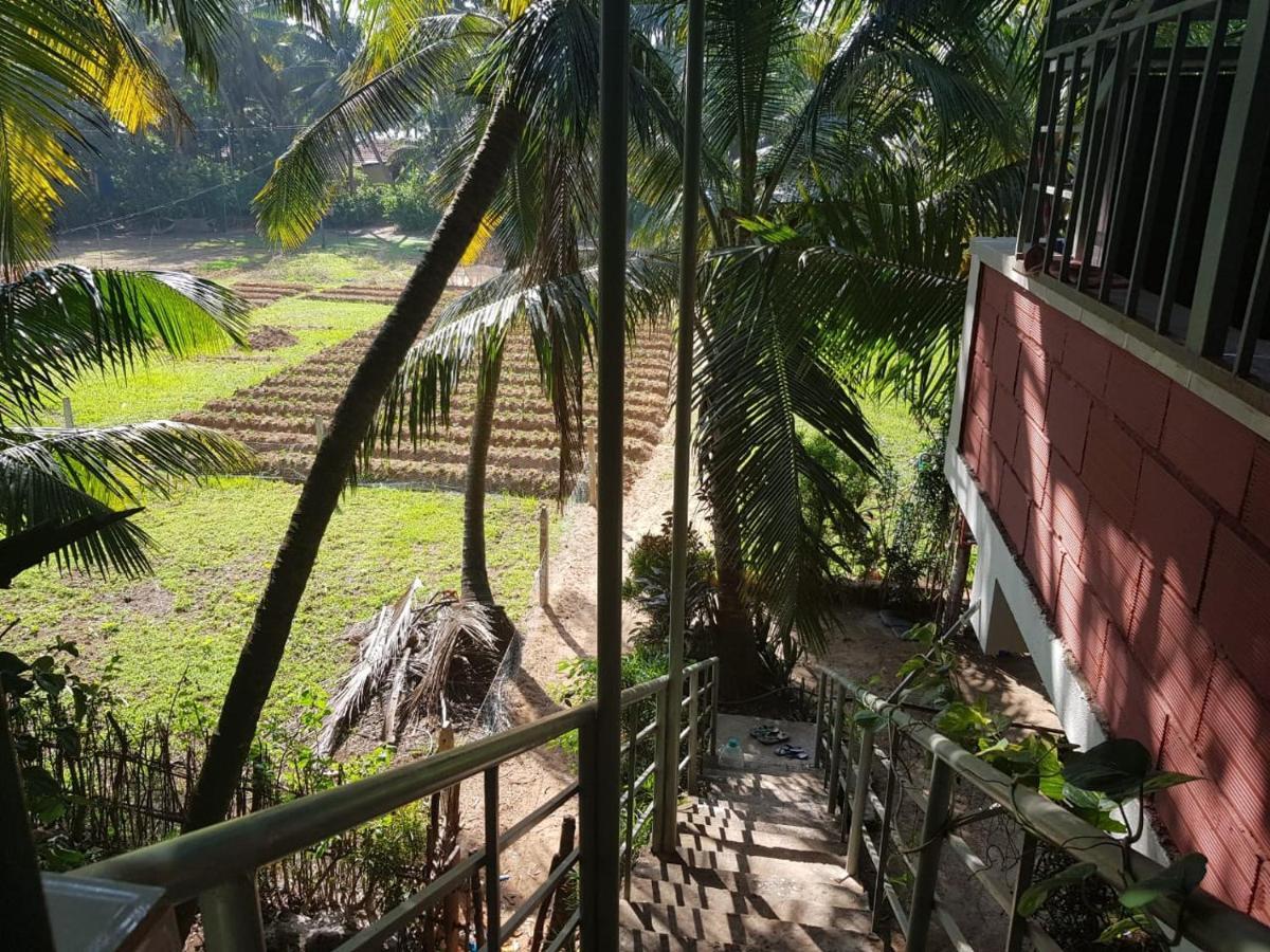 Cocopelli Guest House Gokarna  Bagian luar foto